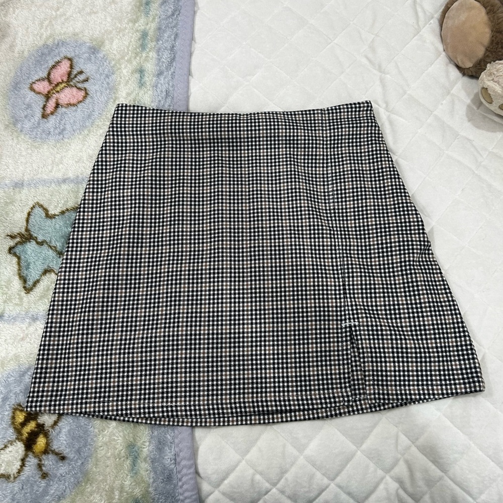 HOLLISTER Women’s Skirt 
Size: M
No Flaws